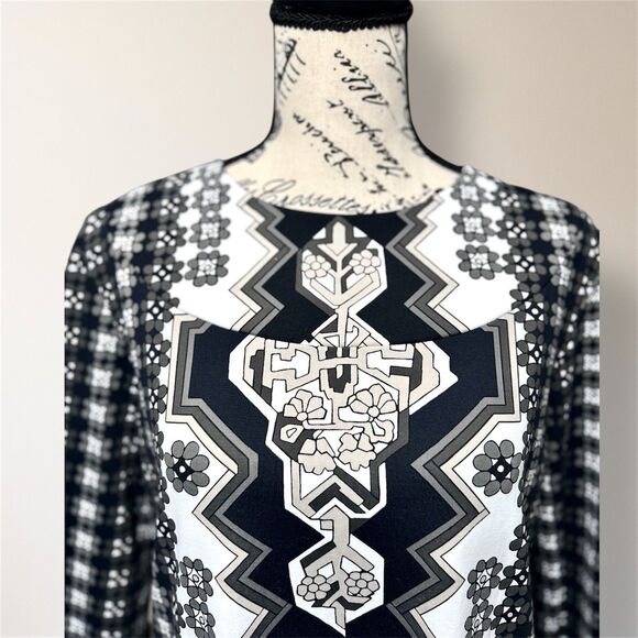 J.McLaughlin M Black White Floral Geometric Catalina Long Sleeve Artsy Top - Picture 2 of 7